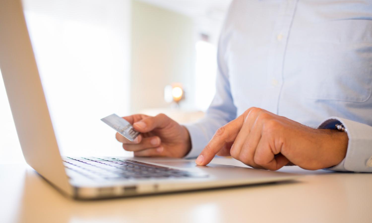 Best Debit Card in UAE A Comprehensive List and Comparison khaleejfeed